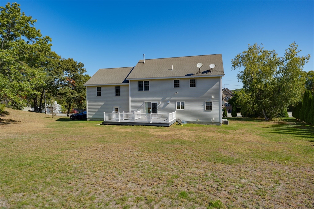 137 Winn St