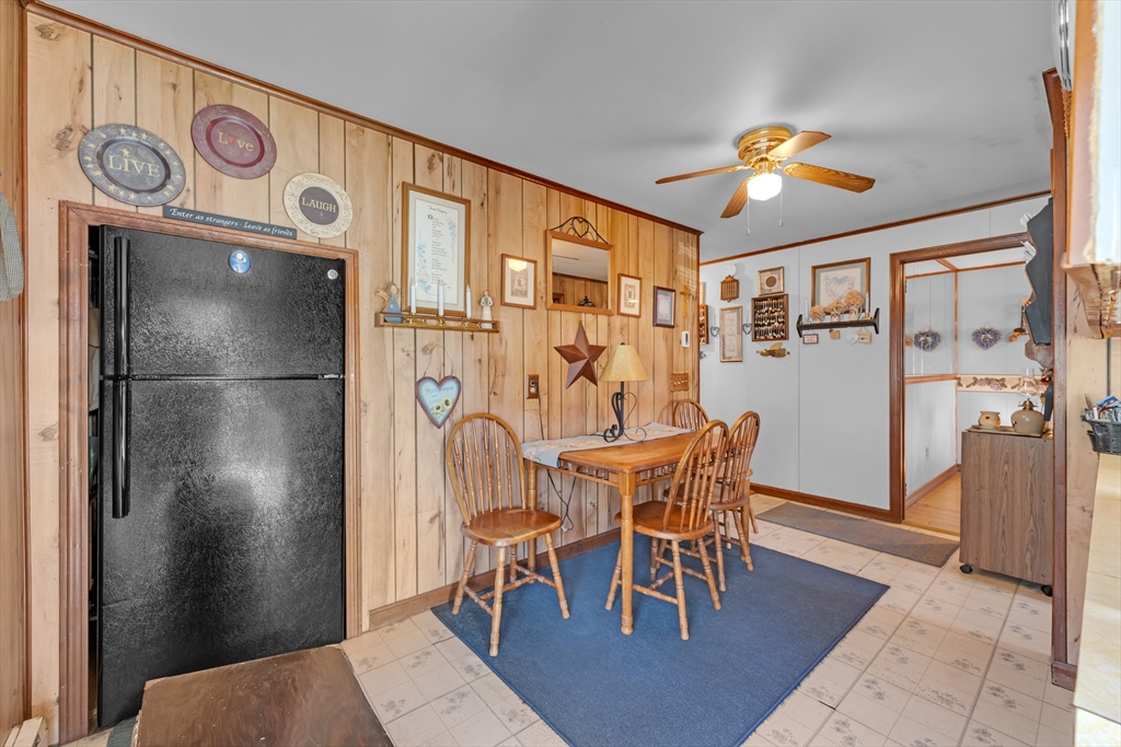 52 Crestwood