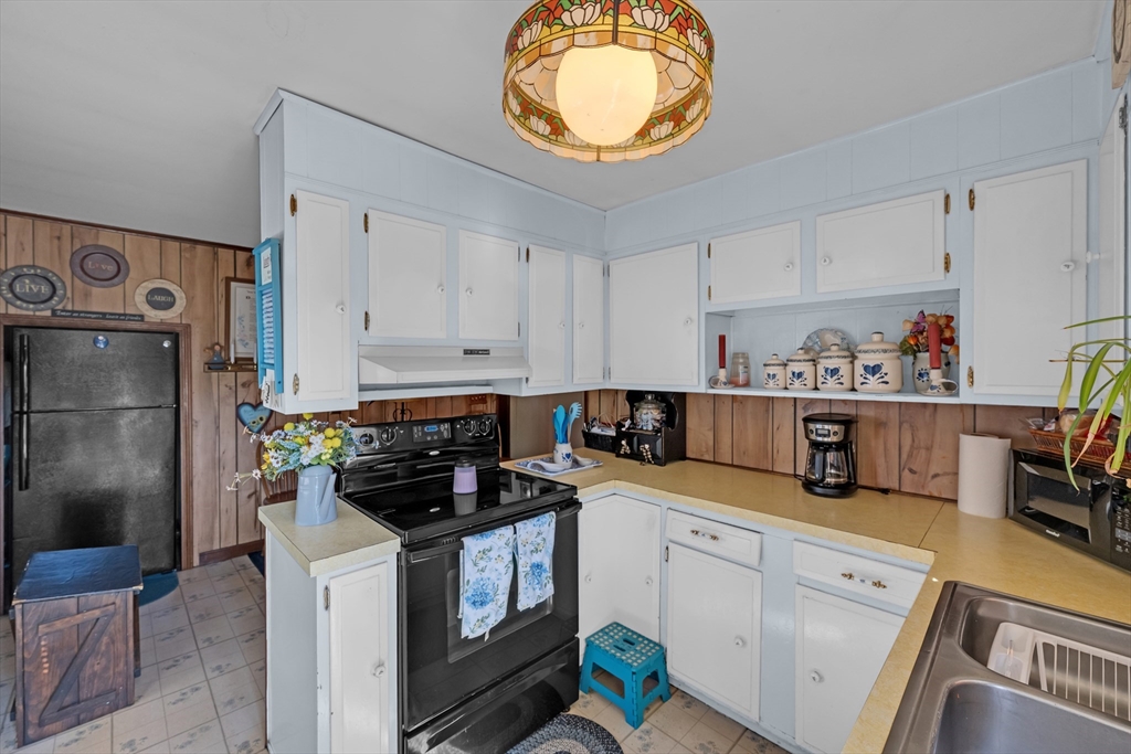 52 Crestwood
