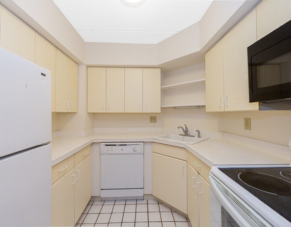 135 Pleasant St #307, Brookline, MA, 135 Pleasant St #307, Brookline, MA Photo #3