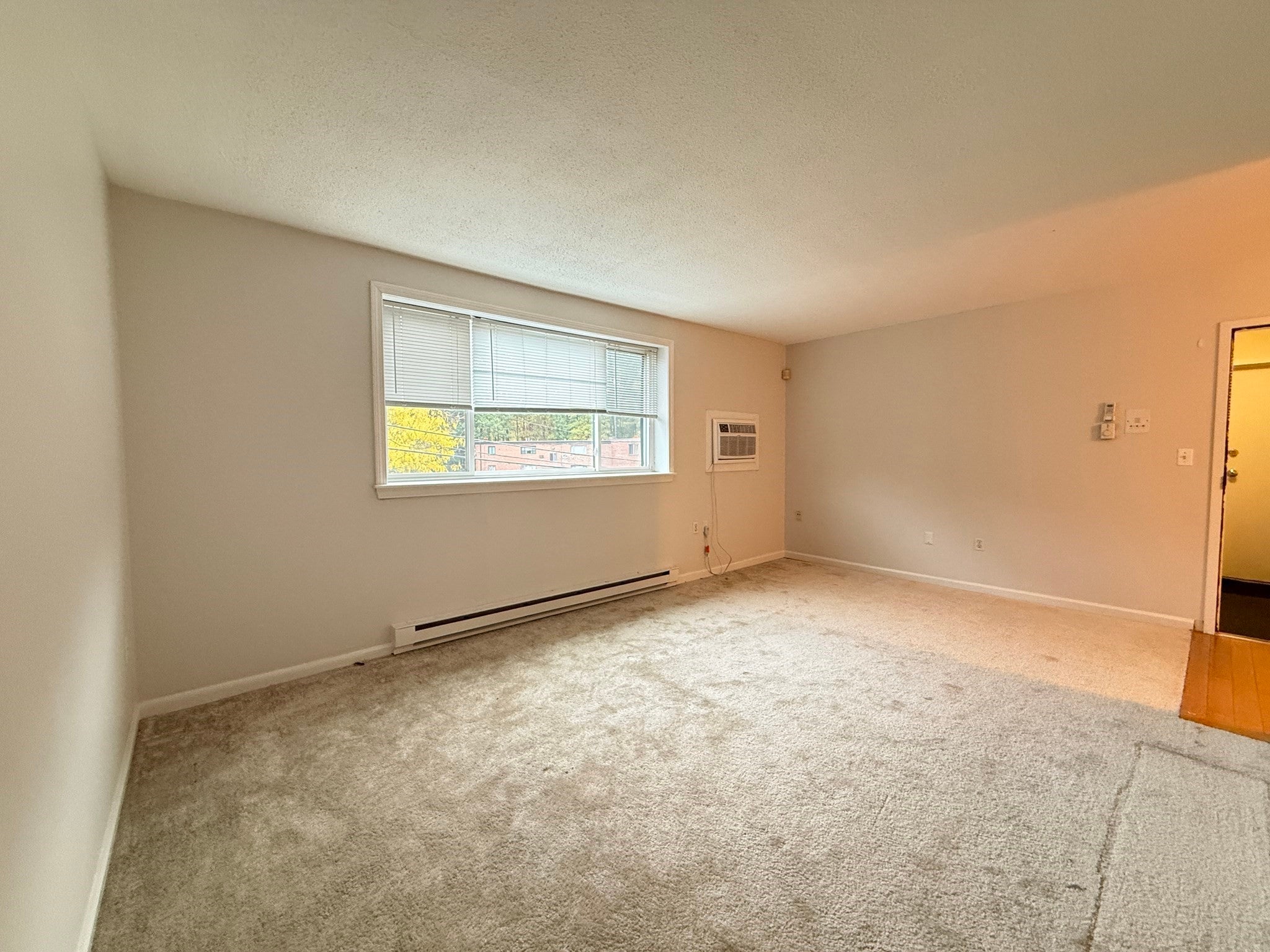 69 Nicholas Rd J
