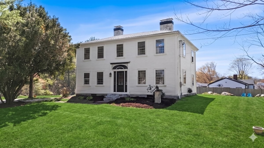 Photo of 91 Washington St, Easton, MA