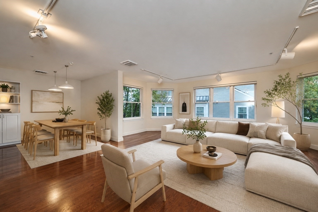 318 Rindge Ave 315