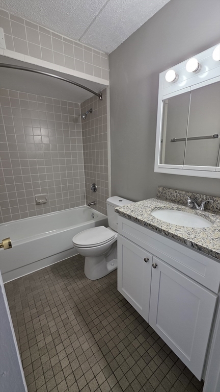 1 South Point Dr 408