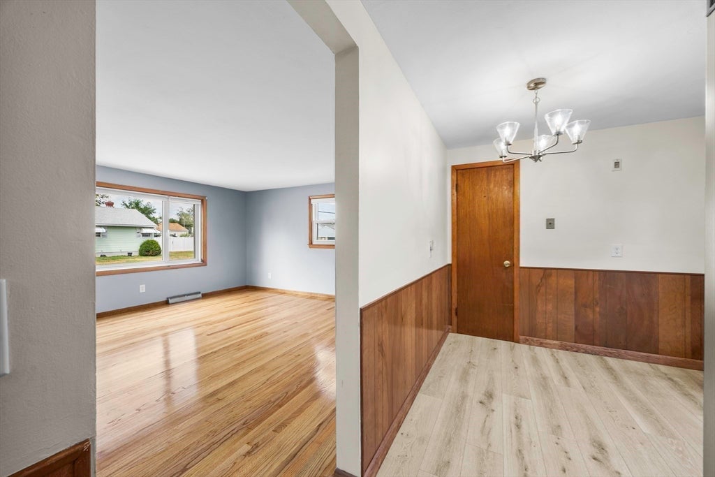 71 Dayton St, Chicopee, MA Photo #9