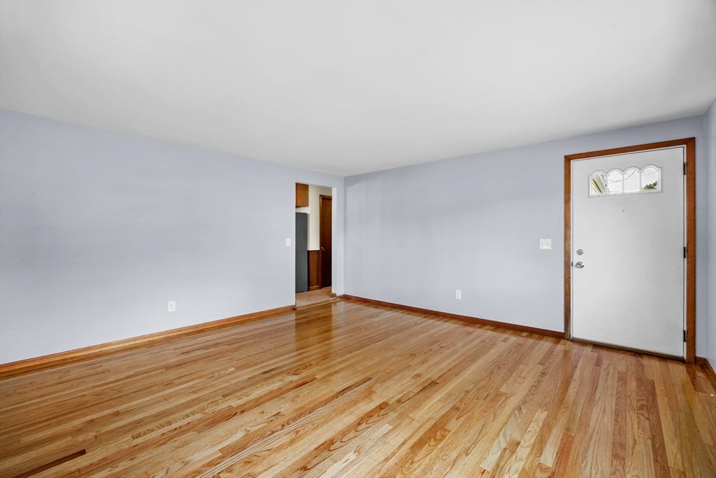 71 Dayton St, Chicopee, MA Photo #17