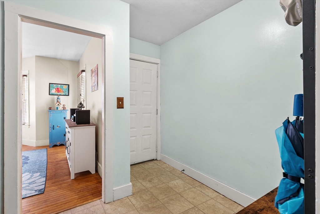 28 Mechanic St