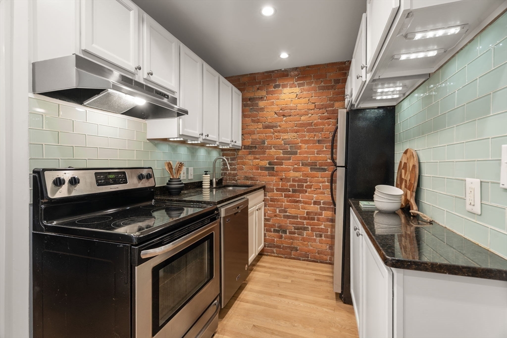 9 Albemarle Street 3