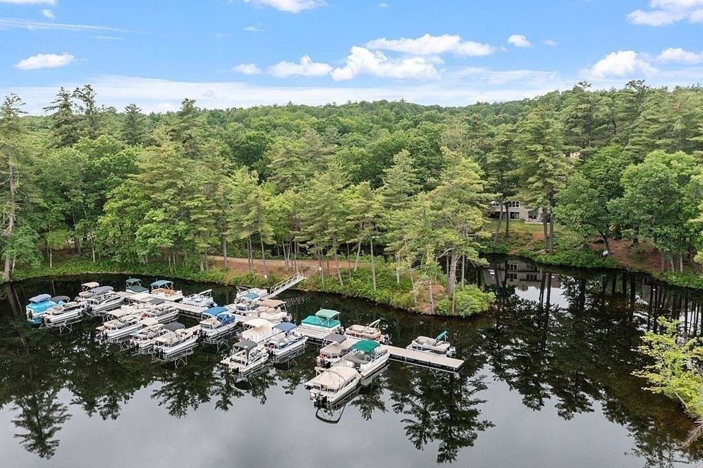 16 Wintergreen Ct 16