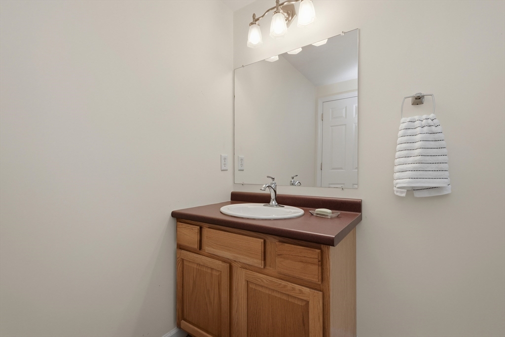 27 Colburn St #27, Northborough, MA, 27 Colburn St #27, Northborough, MA Photo #28
