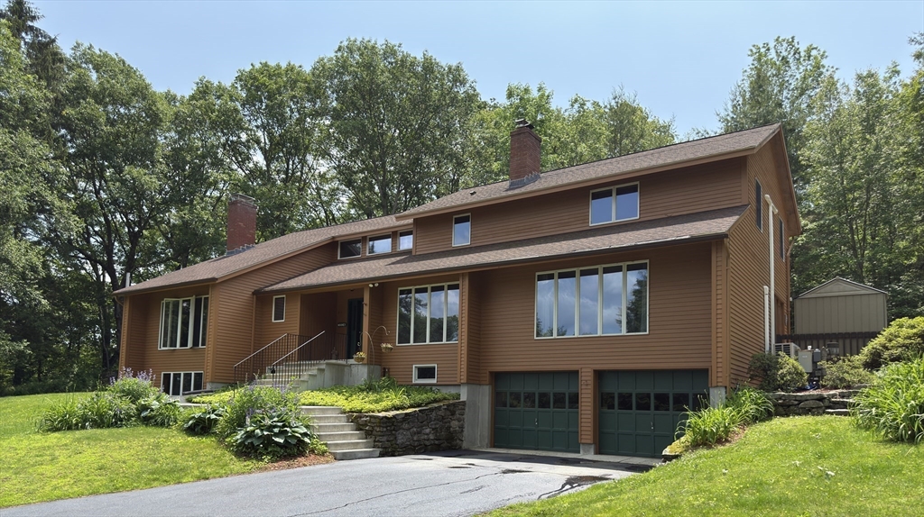 4 Old Stagecoach Rd