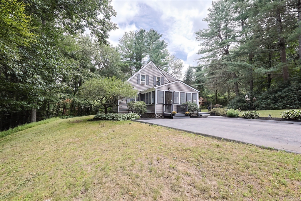 9 T Hall Rd
