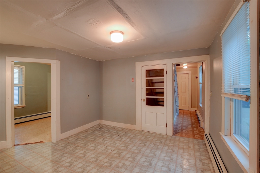 31 Webster St