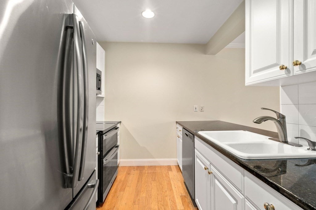 73 Chelsea St #104, Boston, MA Photo #7