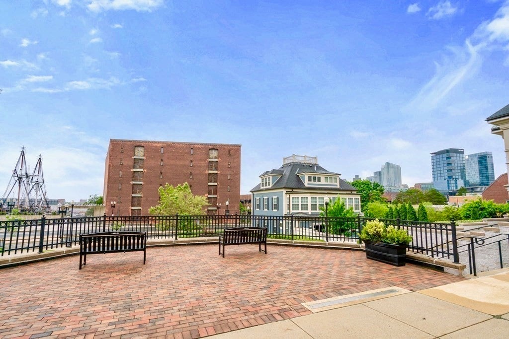 73 Chelsea St #104, Boston, MA Photo #12