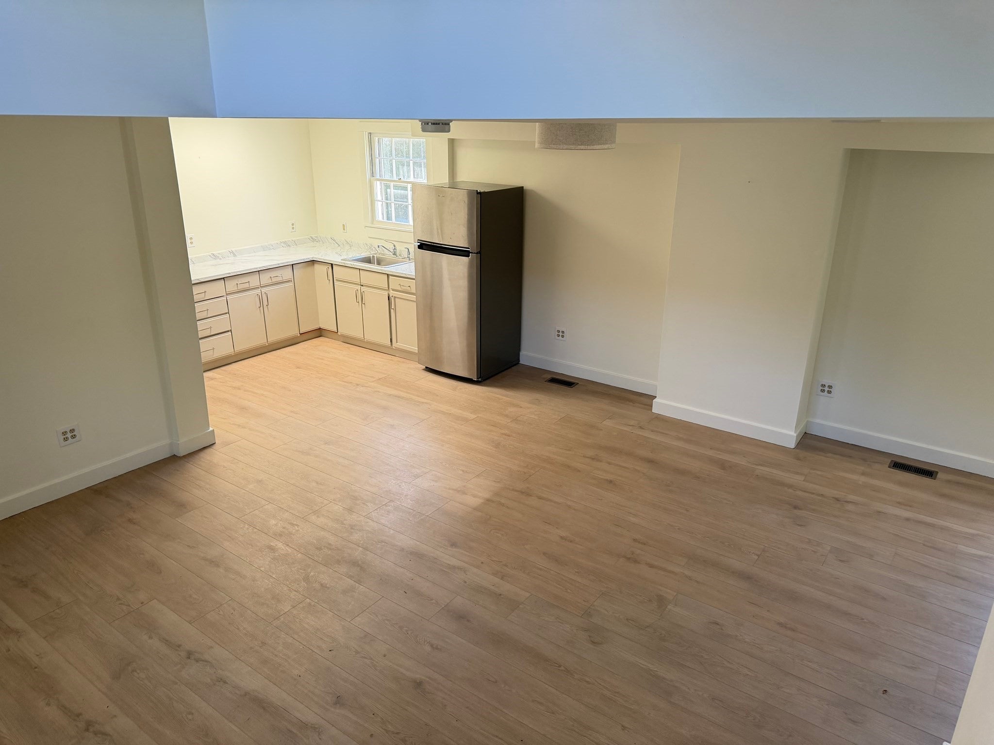 362 King St #1, Littleton, MA Photo #3