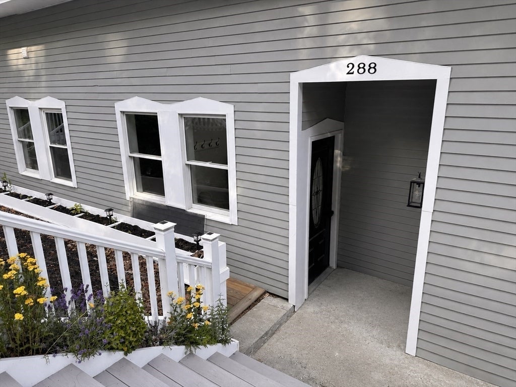 288 Grove St 288