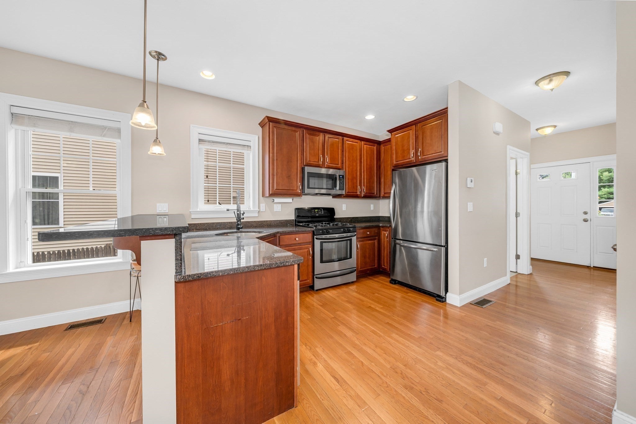 21 County St #B, Peabody, MA Photo #8
