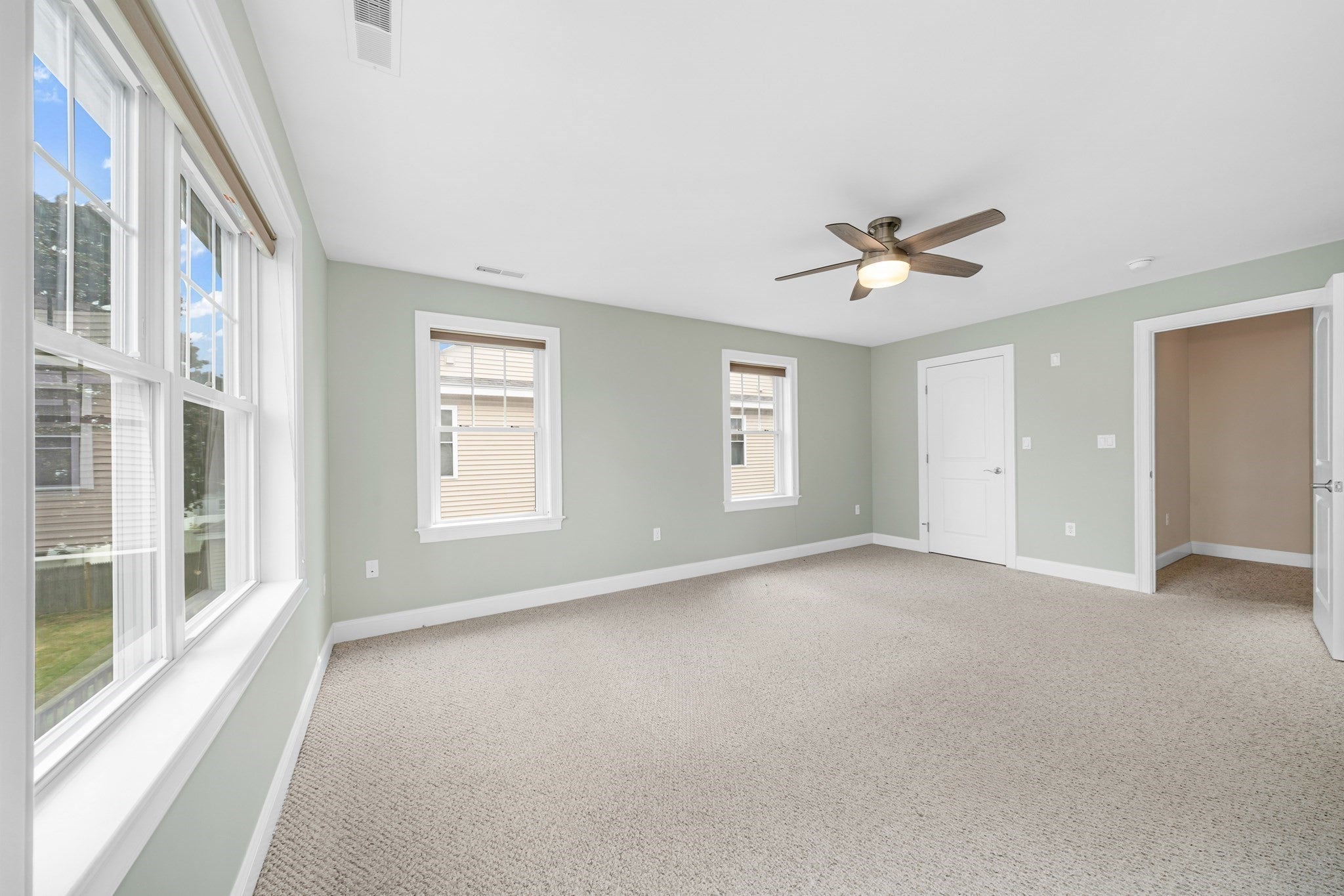 21 County St #B, Peabody, MA Photo #26