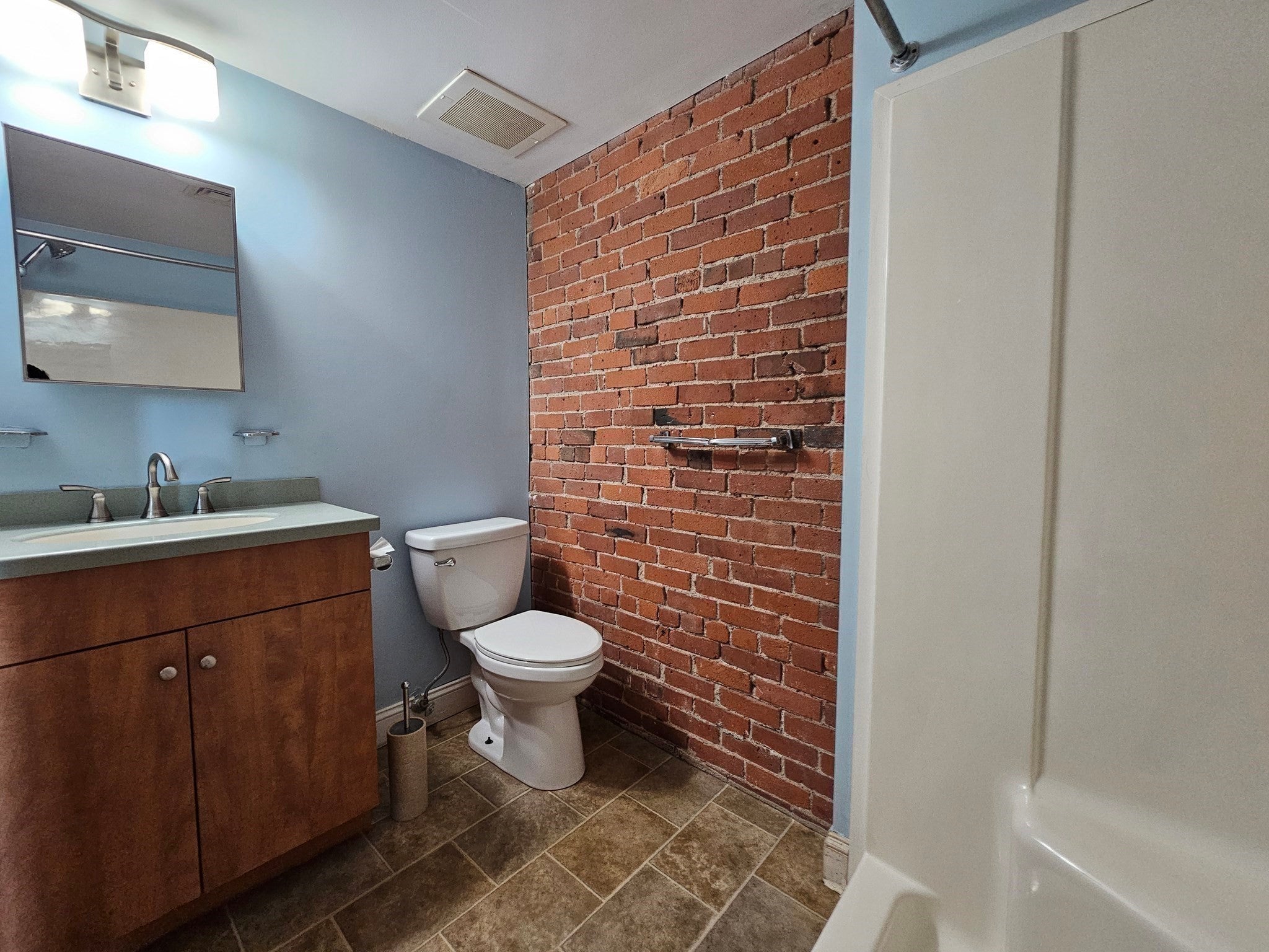 147 Centre ST #208, Brockton, MA, 147 Centre ST #208, Brockton, MA Photo #16
