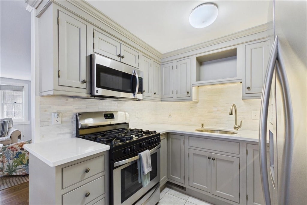 16 Liberty Ln, Yarmouth, MA, 16 Liberty Ln, Yarmouth, MA Photo #9