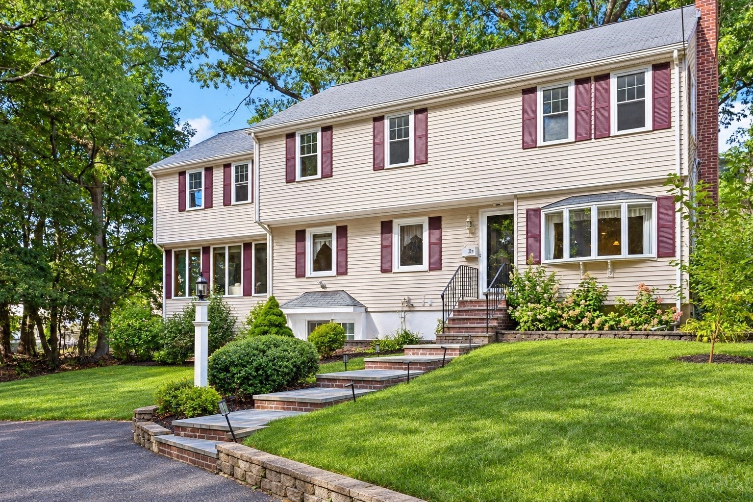 25 Evelyn Pl, Quincy, MA Photo #2