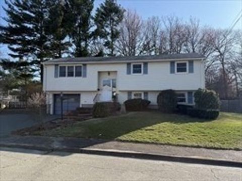 4 Fernandez Circle Randolph MA 02368