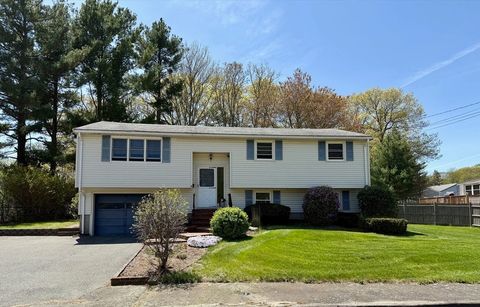 4 Fernandez Circle Randolph MA 02368