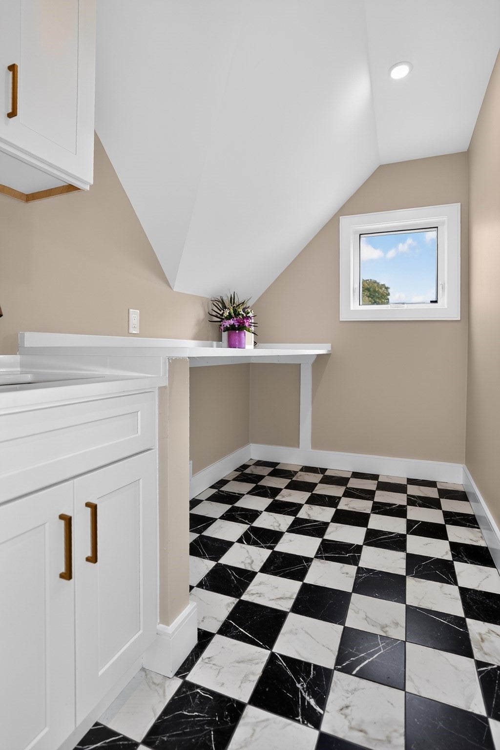 25 Beechwood Avenue #2, Watertown, MA, 25 Beechwood Avenue #2, Watertown, MA Photo #19