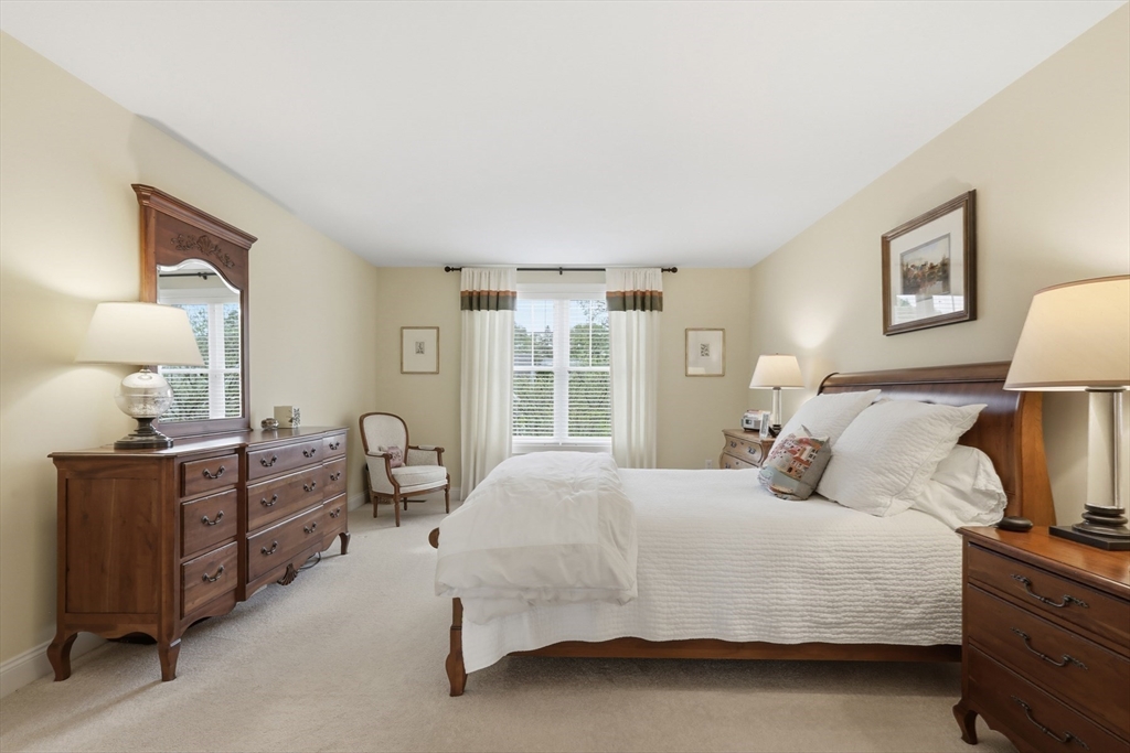 47 Winship Dr, Stoneham, MA Photo #30