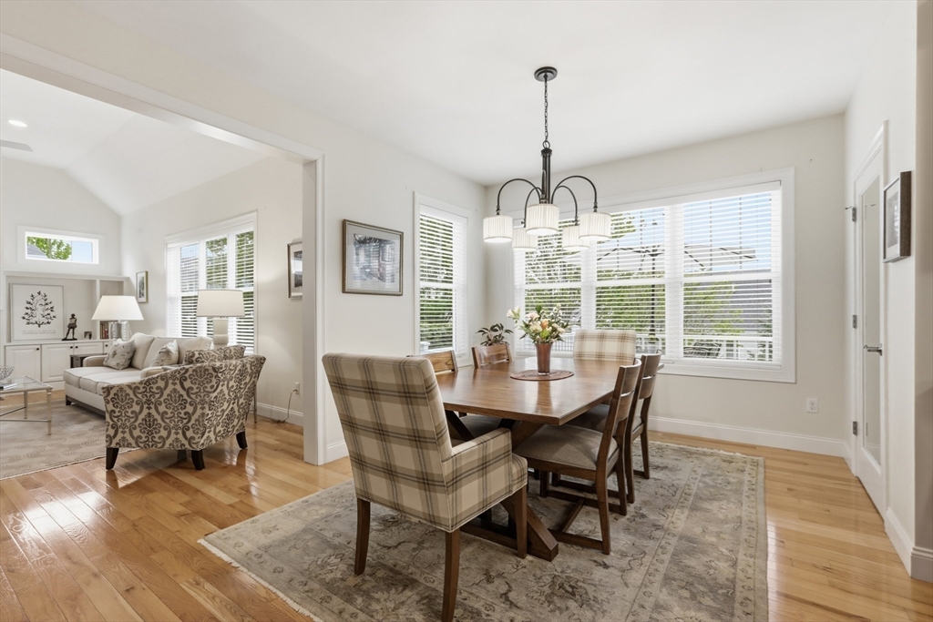 47 Winship Dr, Stoneham, MA Photo #20