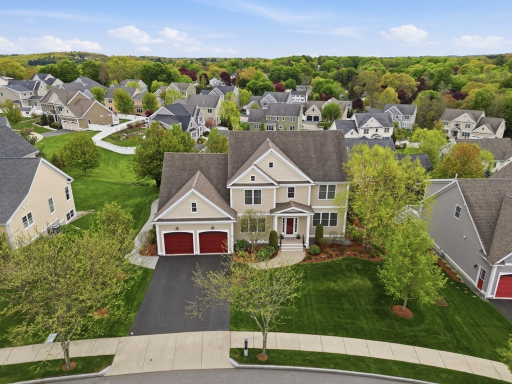 47 Winship Dr, Stoneham, MA Photo #9
