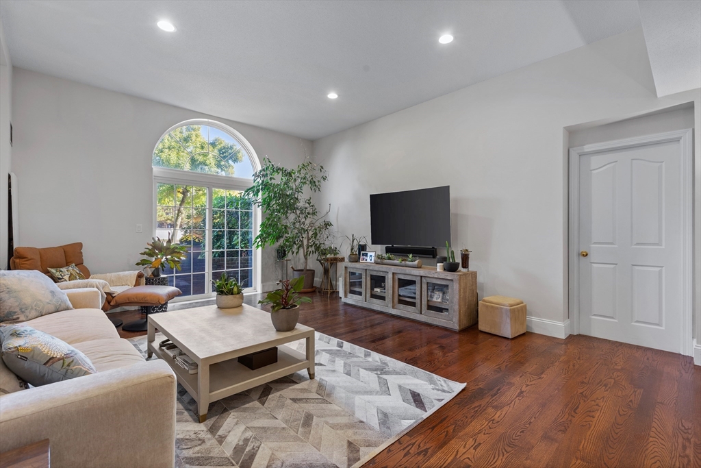 50 Boatswains Way 105