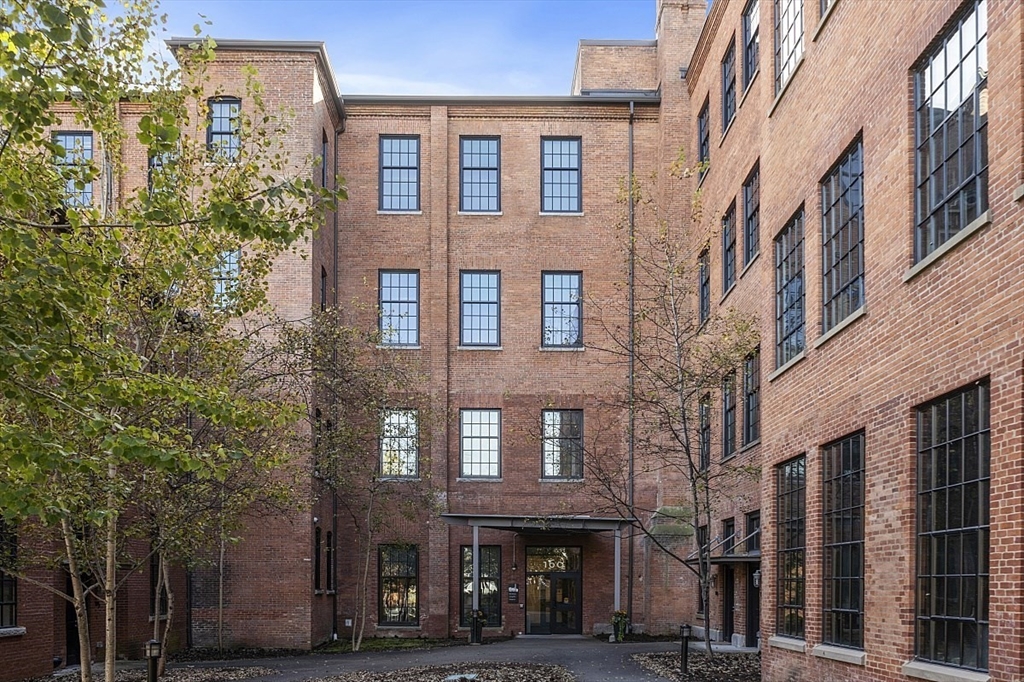 160 Water St #203, Williamstown, MA Photo #40