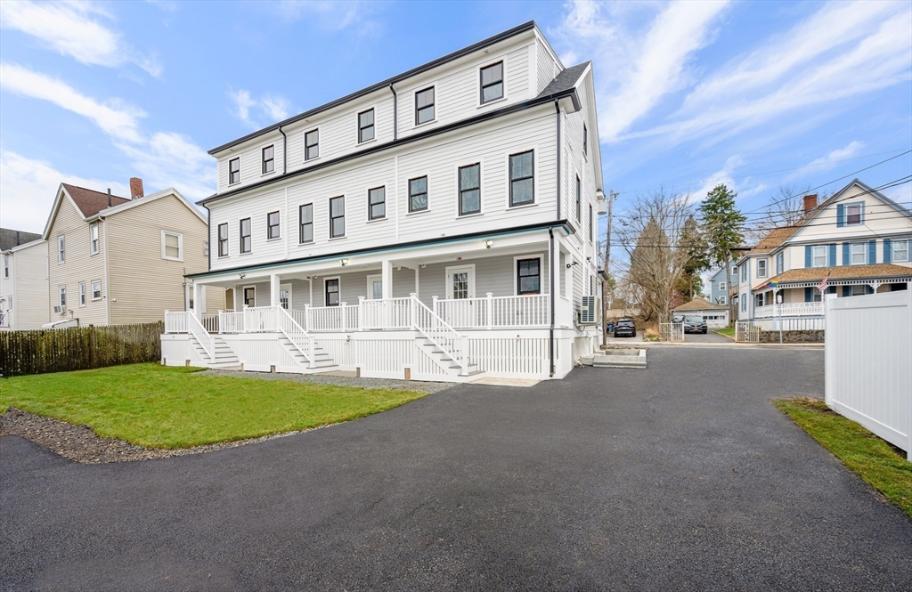 23-27 Cedar St