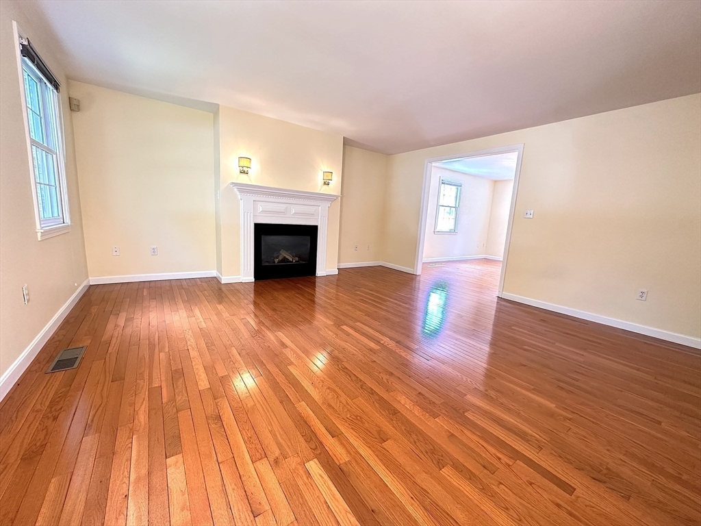 322 Lowell Street 322