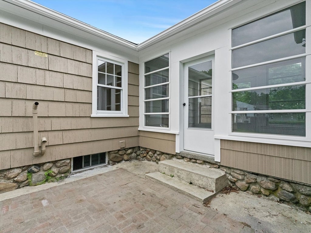 172 Crescent Street