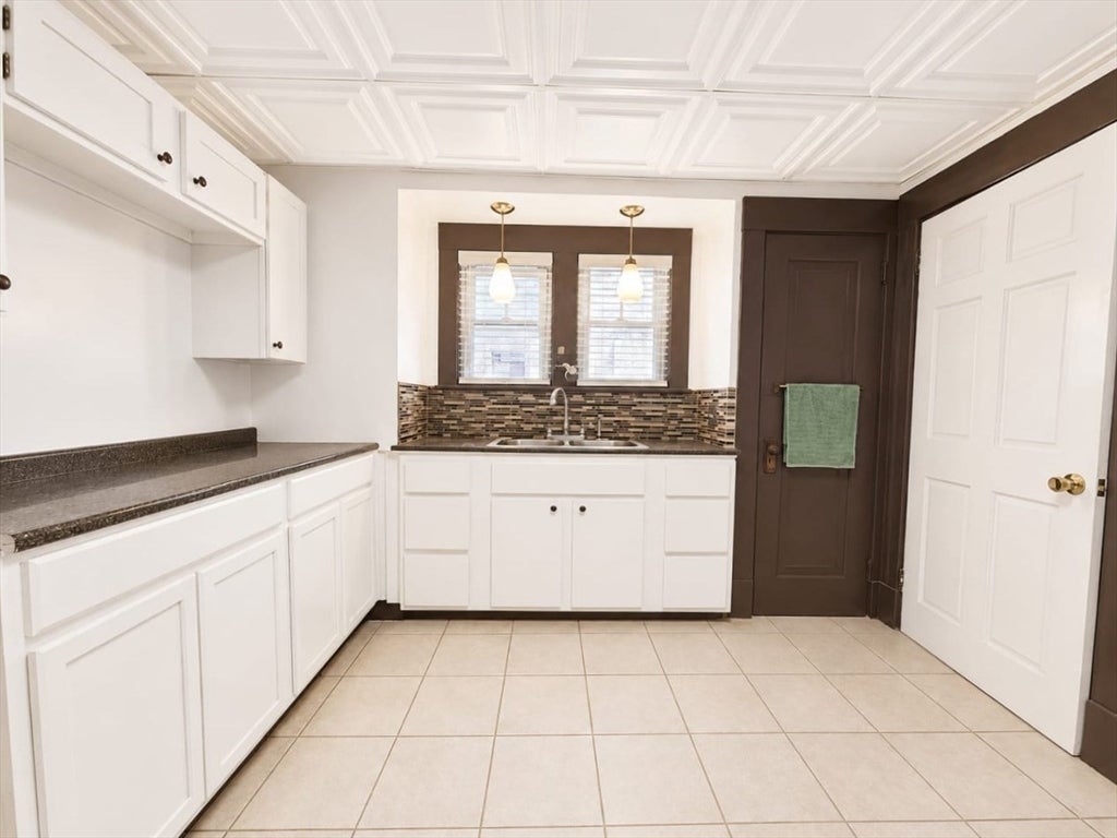 147 Belvidere St, Springfield, MA, 147 Belvidere St, Springfield, MA Photo #10