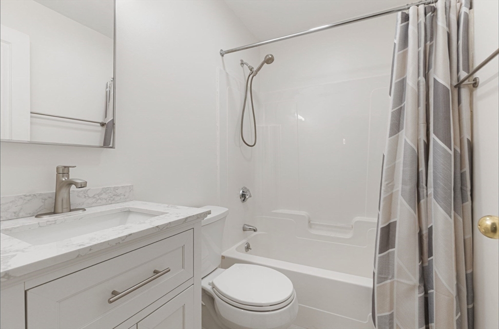 4 Charlesgate East 106