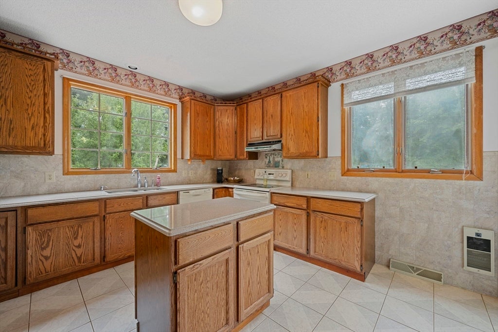 245 Monson Rd, Wilbraham, MA, 245 Monson Rd, Wilbraham, MA Photo #4
