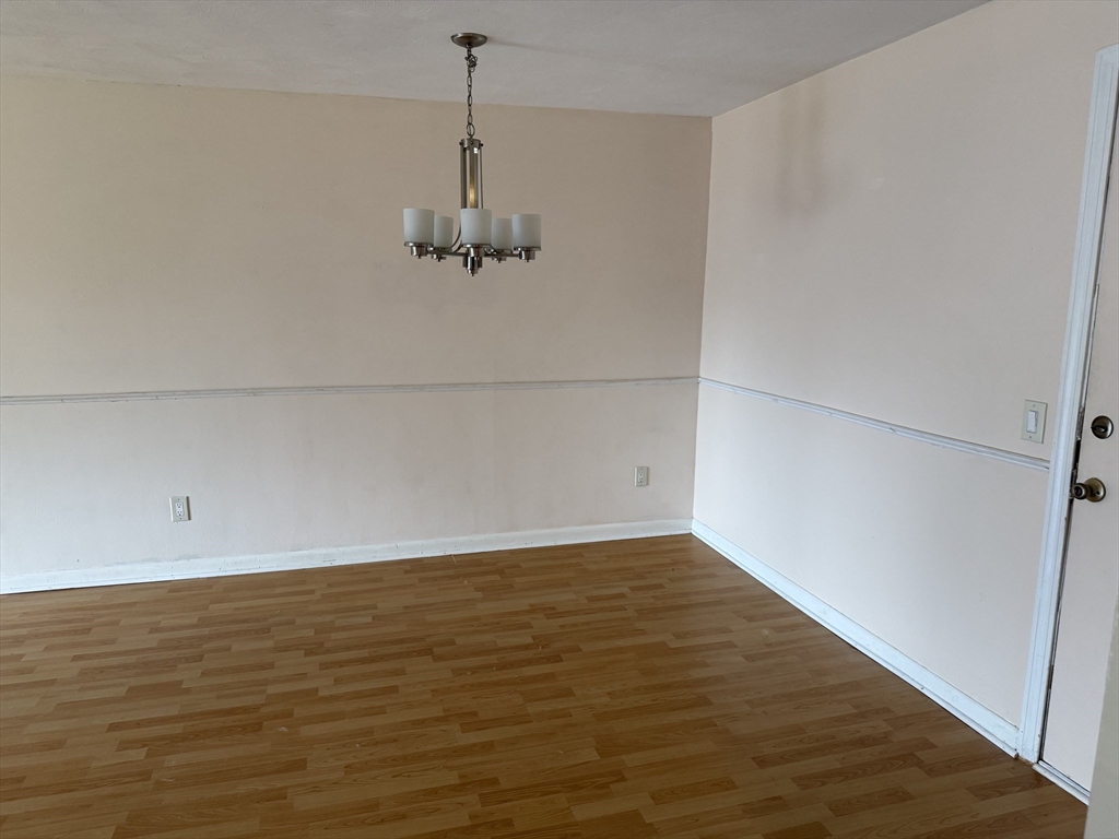 176 Maple Ave 3-25