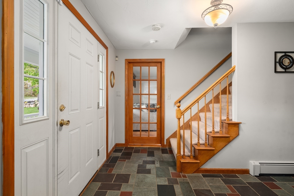 5 Fort Apache Dr, Franklin, MA Photo #5