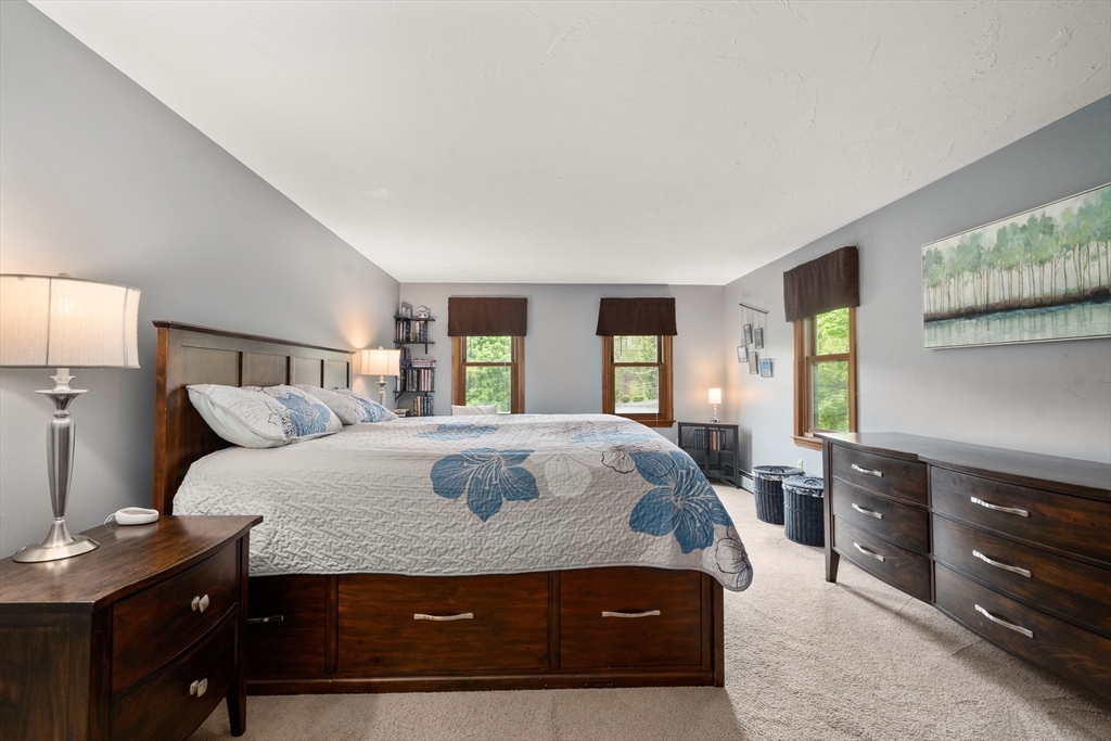 5 Fort Apache Dr, Franklin, MA Photo #18