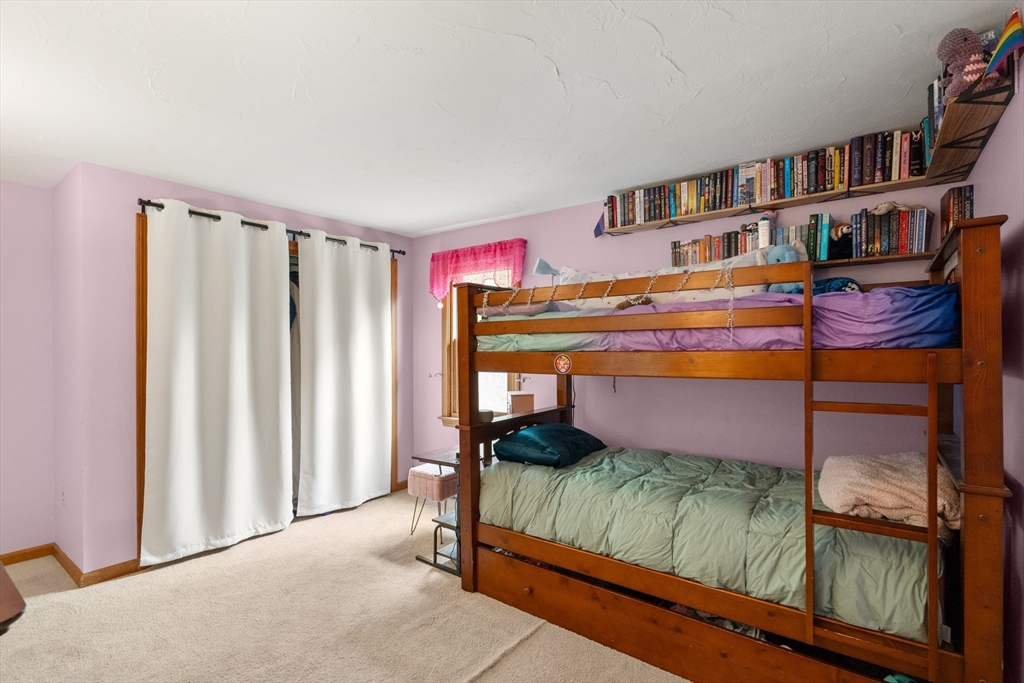 5 Fort Apache Dr, Franklin, MA Photo #20