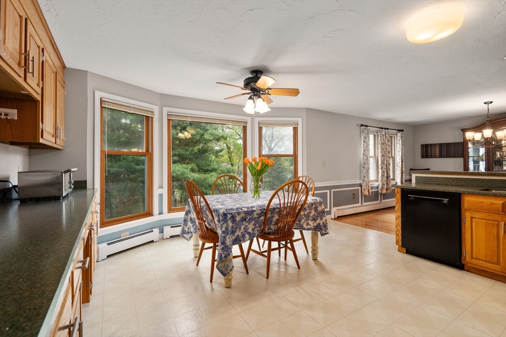 5 Fort Apache Dr, Franklin, MA Photo #7
