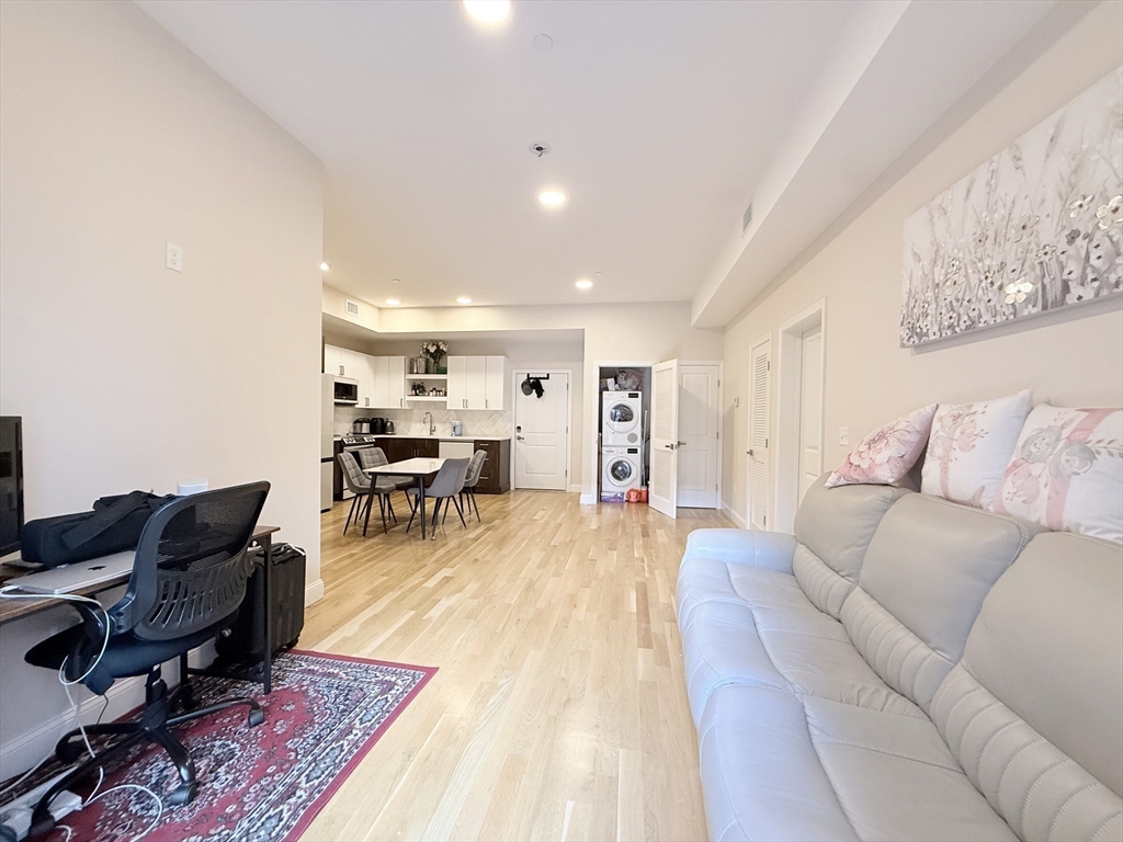 16 Taber St #203, Boston, MA Photo #6