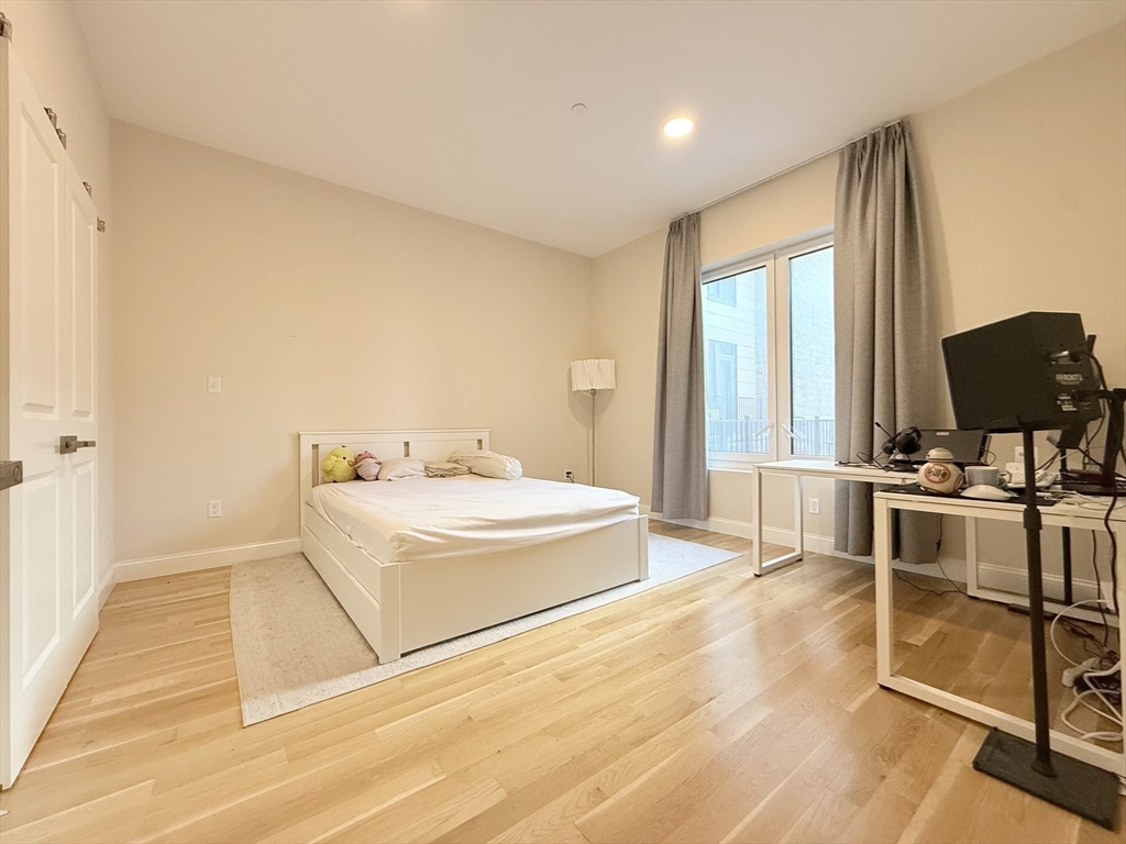 16 Taber St #203, Boston, MA Photo #10