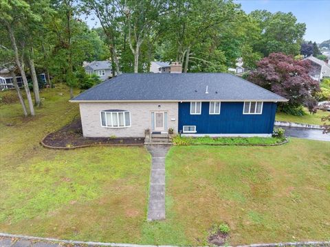 44 Fenmore Street Fall River MA 02723