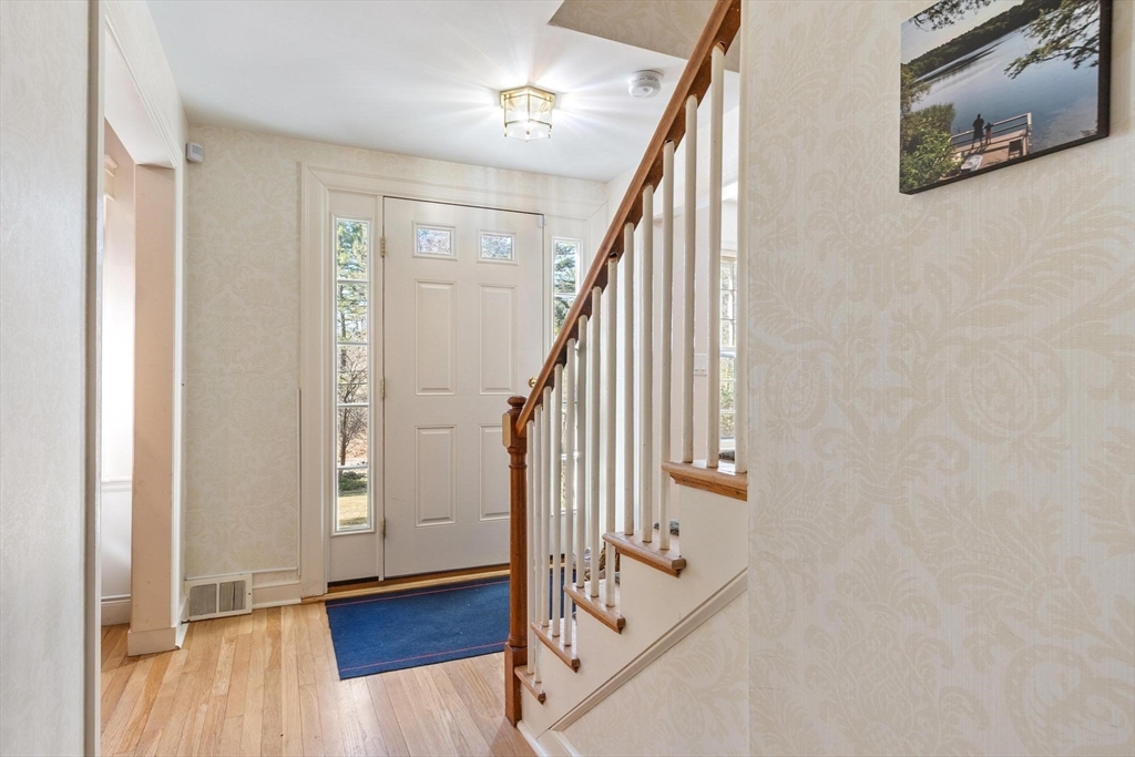 96 Mossman Rd