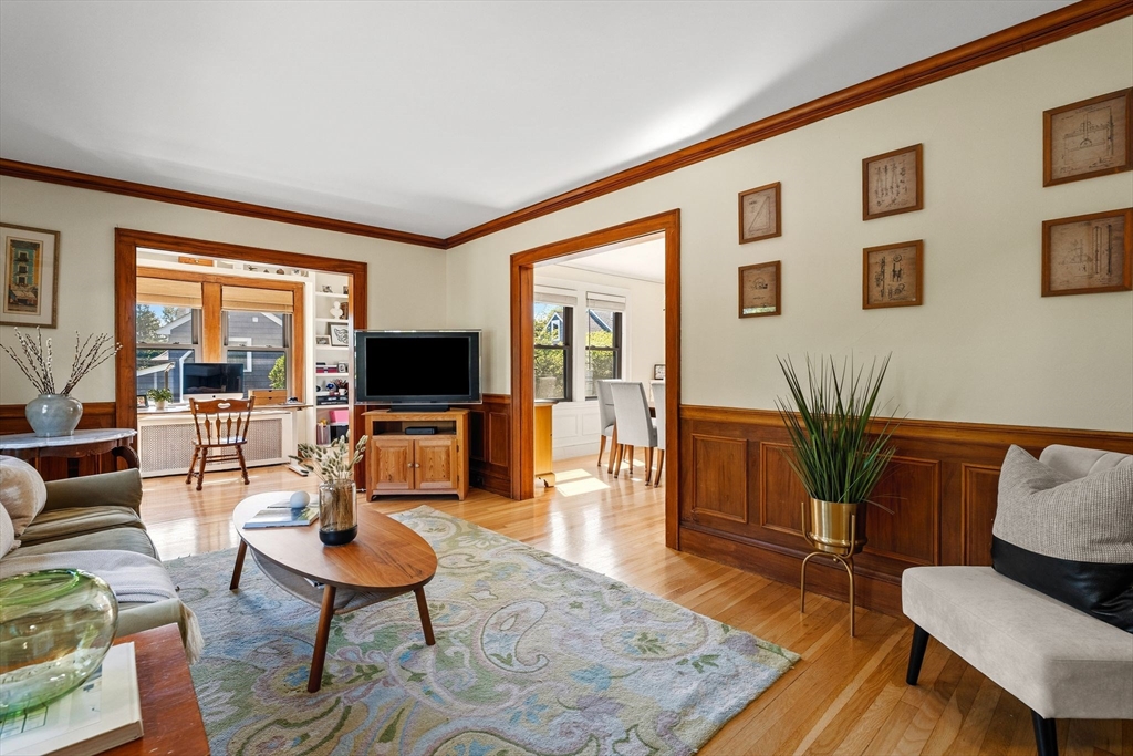 197 Hillside Ave